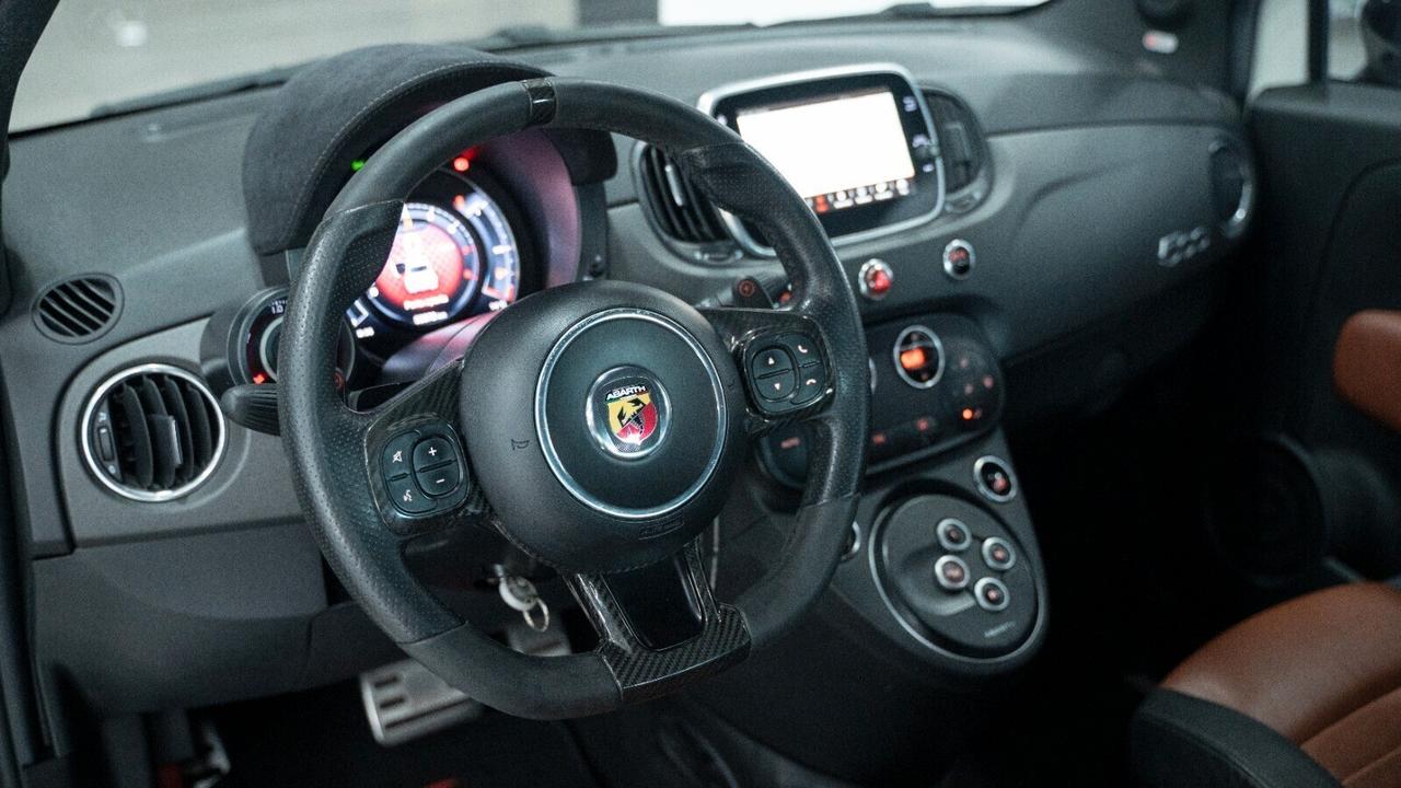 Abarth 595 Competizione 1.4 TJET 180CV AUTO SABELT BEATS CARBONIO AKRAPOVI