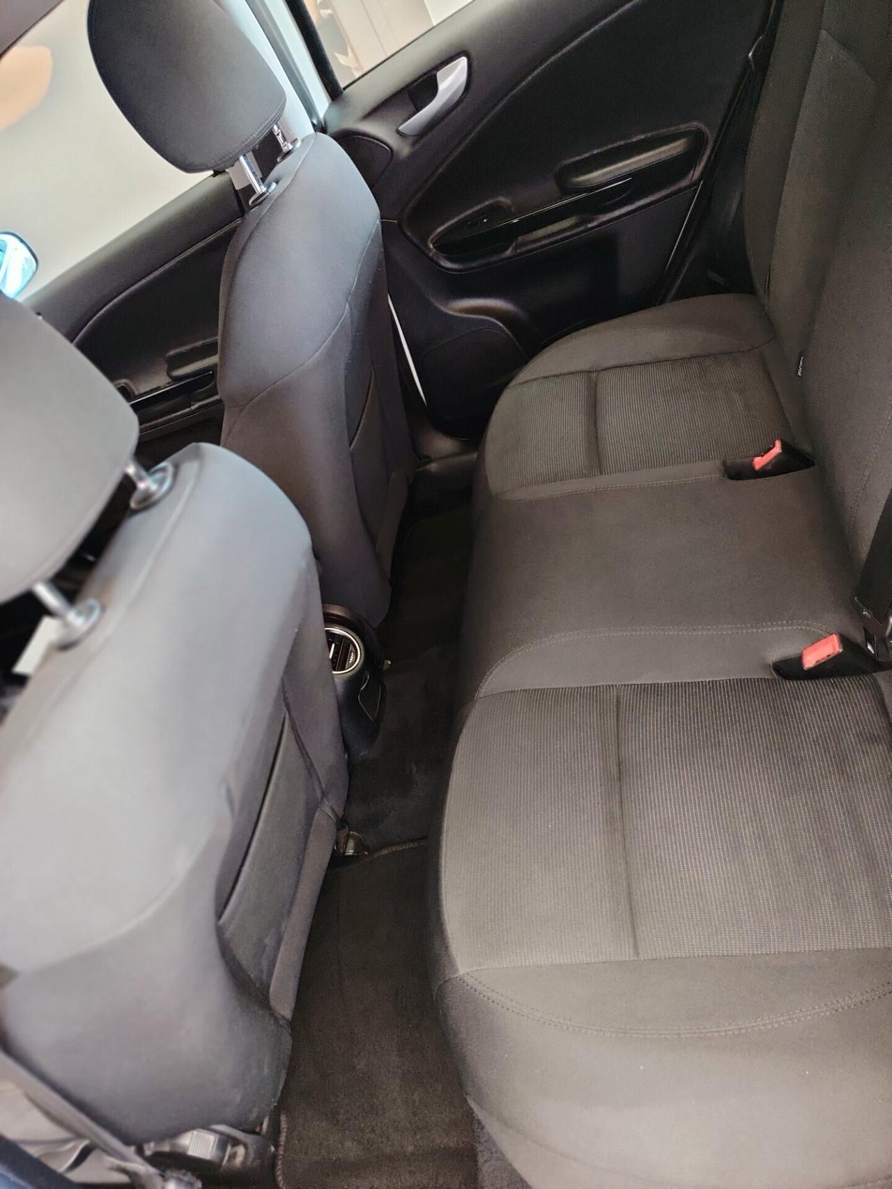 Alfa Romeo Giulietta 1.6 JTDm-2 105 CV Distinctive