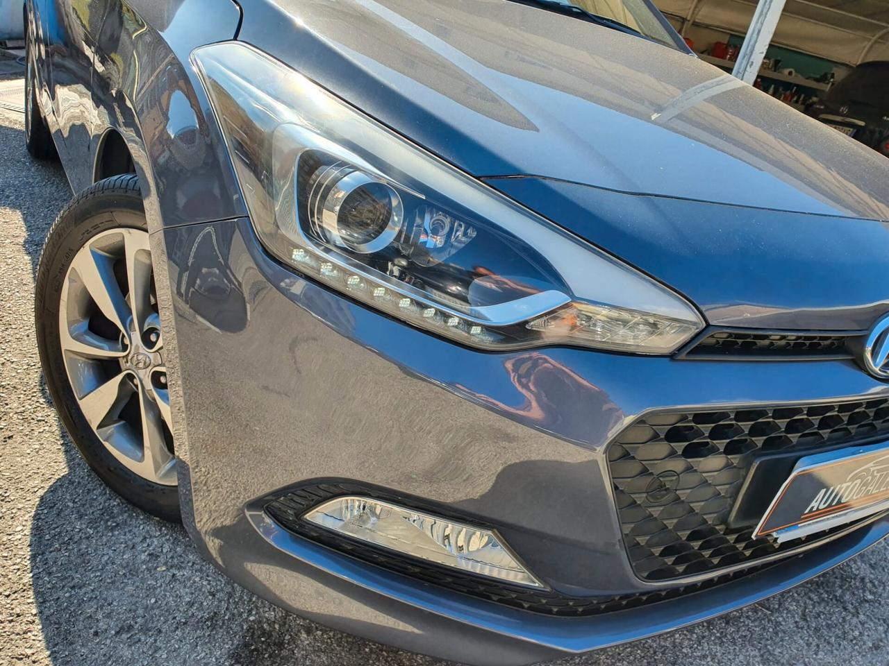 Hyundai i20 1.1 CRDi 12V /"73.000km!!!"