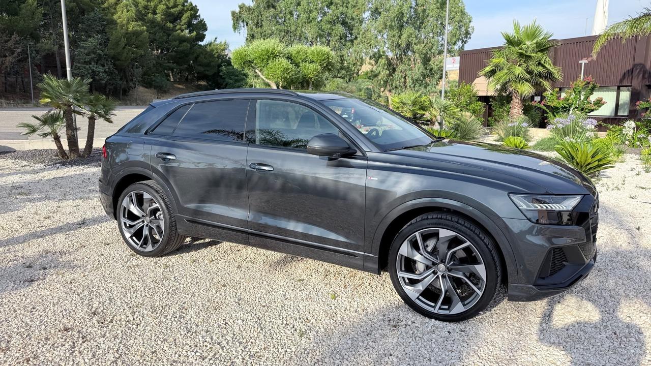 Audi Q8 50 TDI 286 CV quattro tiptronic Sport