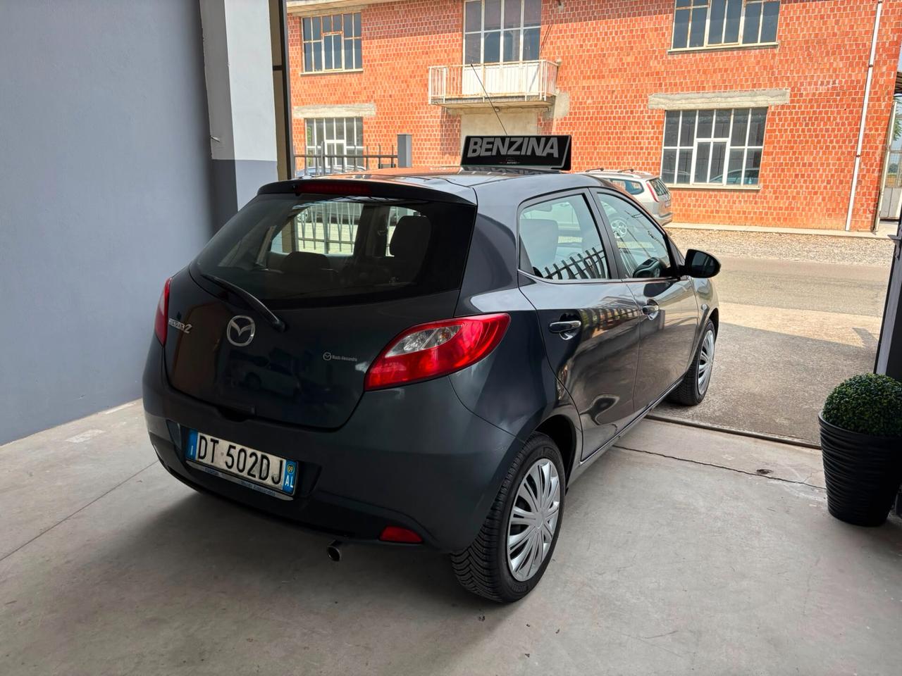 Mazda 2 1.3 16V 75CV