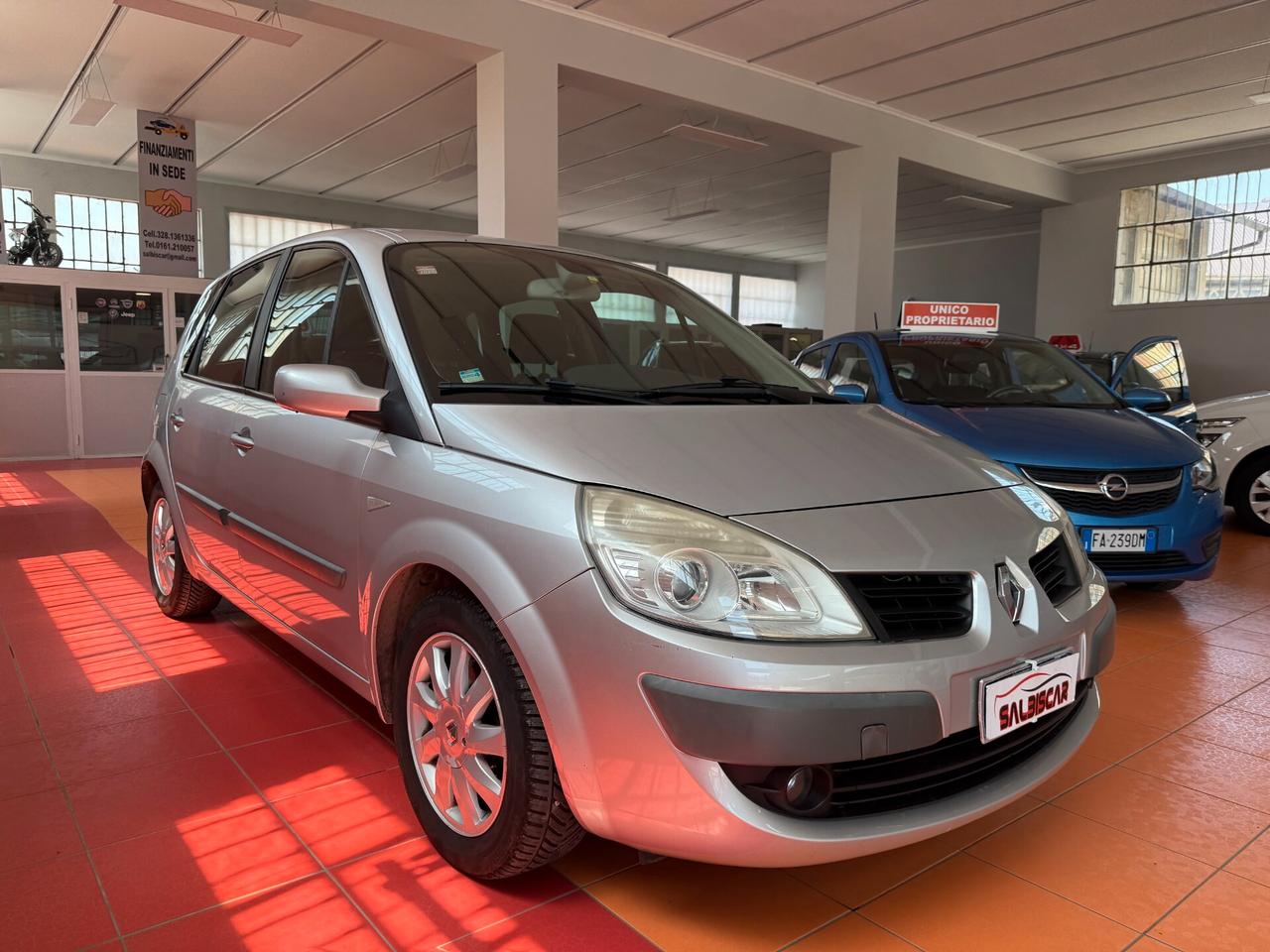 Renault Scenic Scénic 1.9 dCi/130CV Conquest