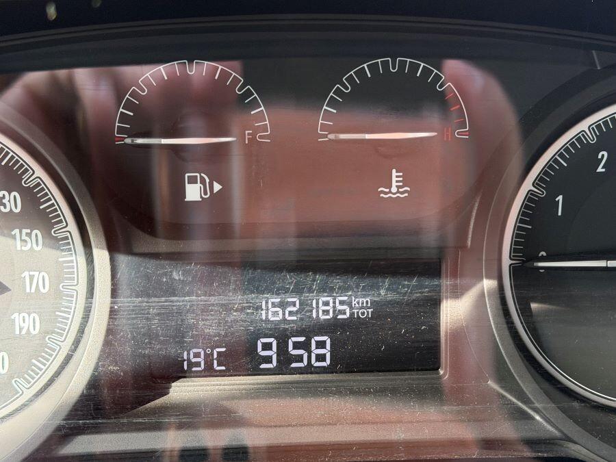 lancia ypsilon 1.2 platino certificata unproprieta