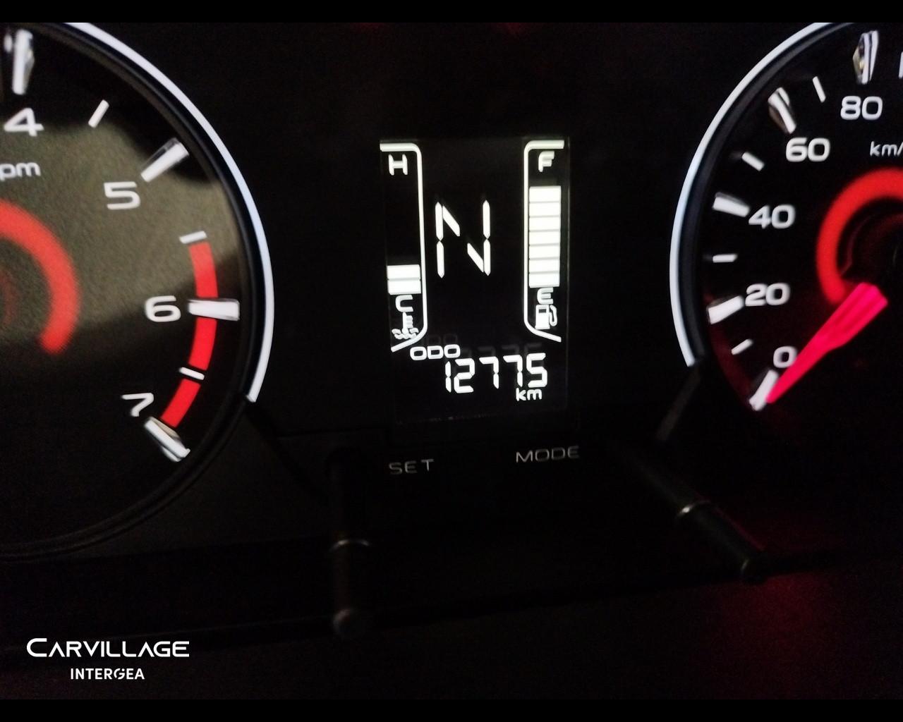 MAHINDRA KUV100 1.2 K8 m-bifuel