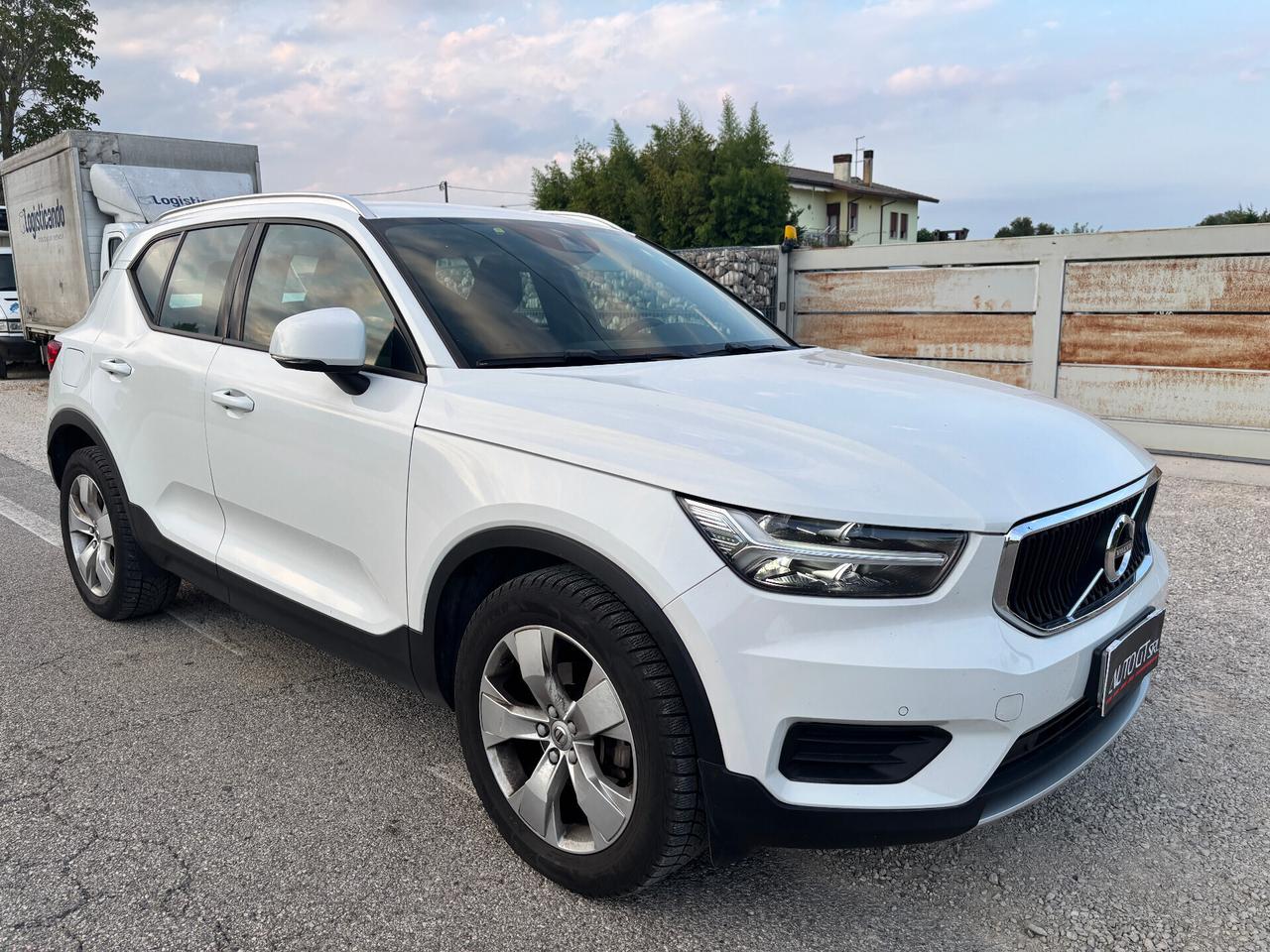 Volvo XC40 T3 Momentum