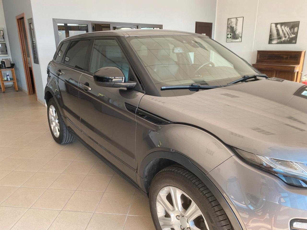 Land Rover Range Evoque 2.0 TD4 150 CV 5p. SE