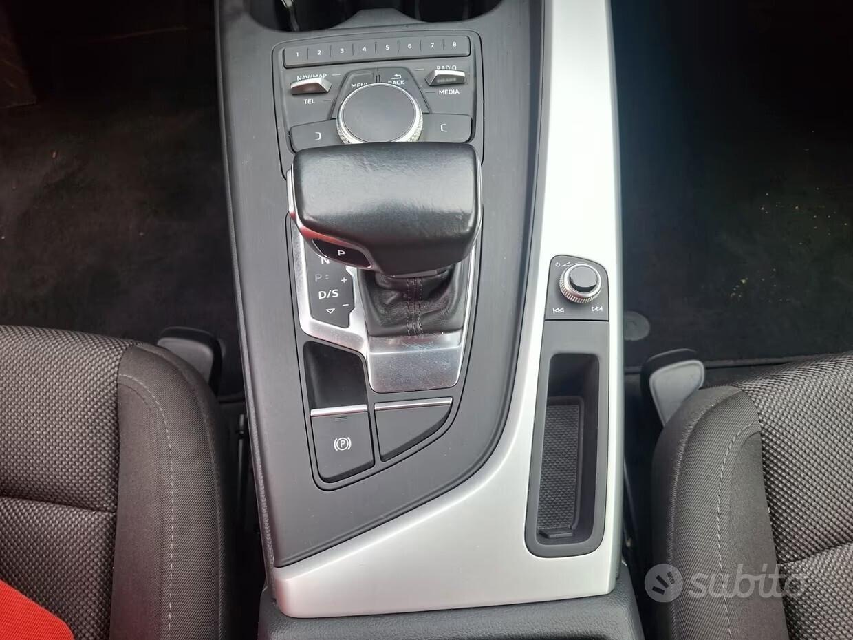 Audi A4 Avant 2.0 TDI 150 CV ultra S tronic Sport CLIMA 3 ZONE AUTOMATIC F-1 CRUISE CERCHI PDC XENON