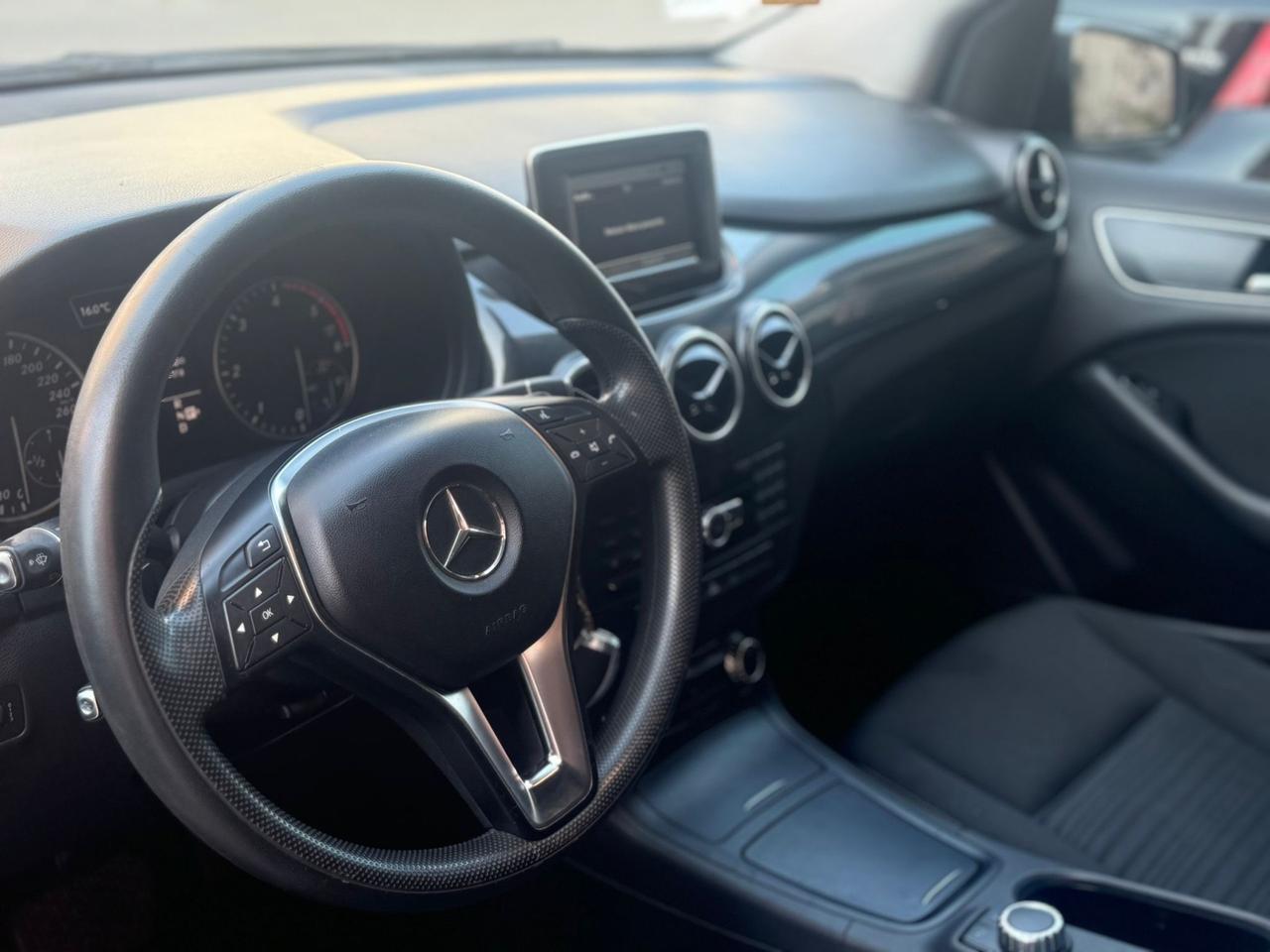 Mercedes-benz B 180 CDI Automatic Executive