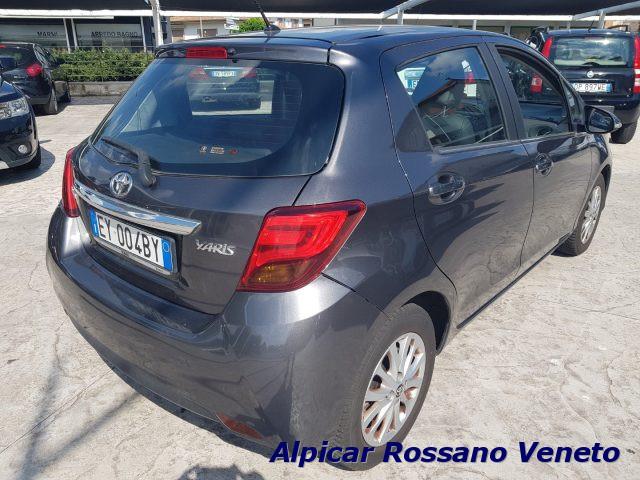 TOYOTA Yaris 1.0 5 porte Lounge