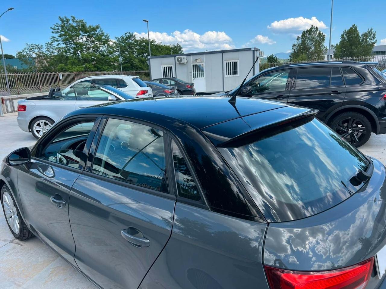 Audi A1 SPB 1.6 TDI 116 CV S tronic BICOLOR