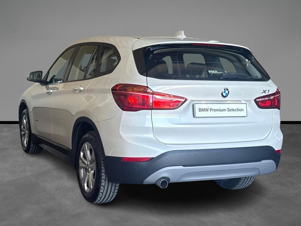 BMW X1 18 d Advantage xDrive
