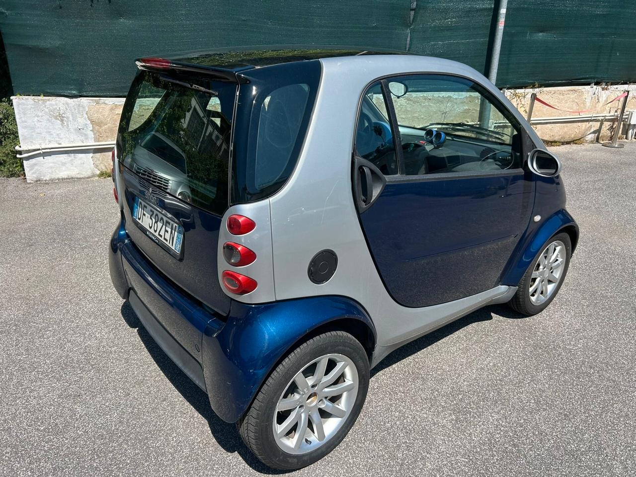 SMART FOR TWO 700 PASSION AUTOMATICA