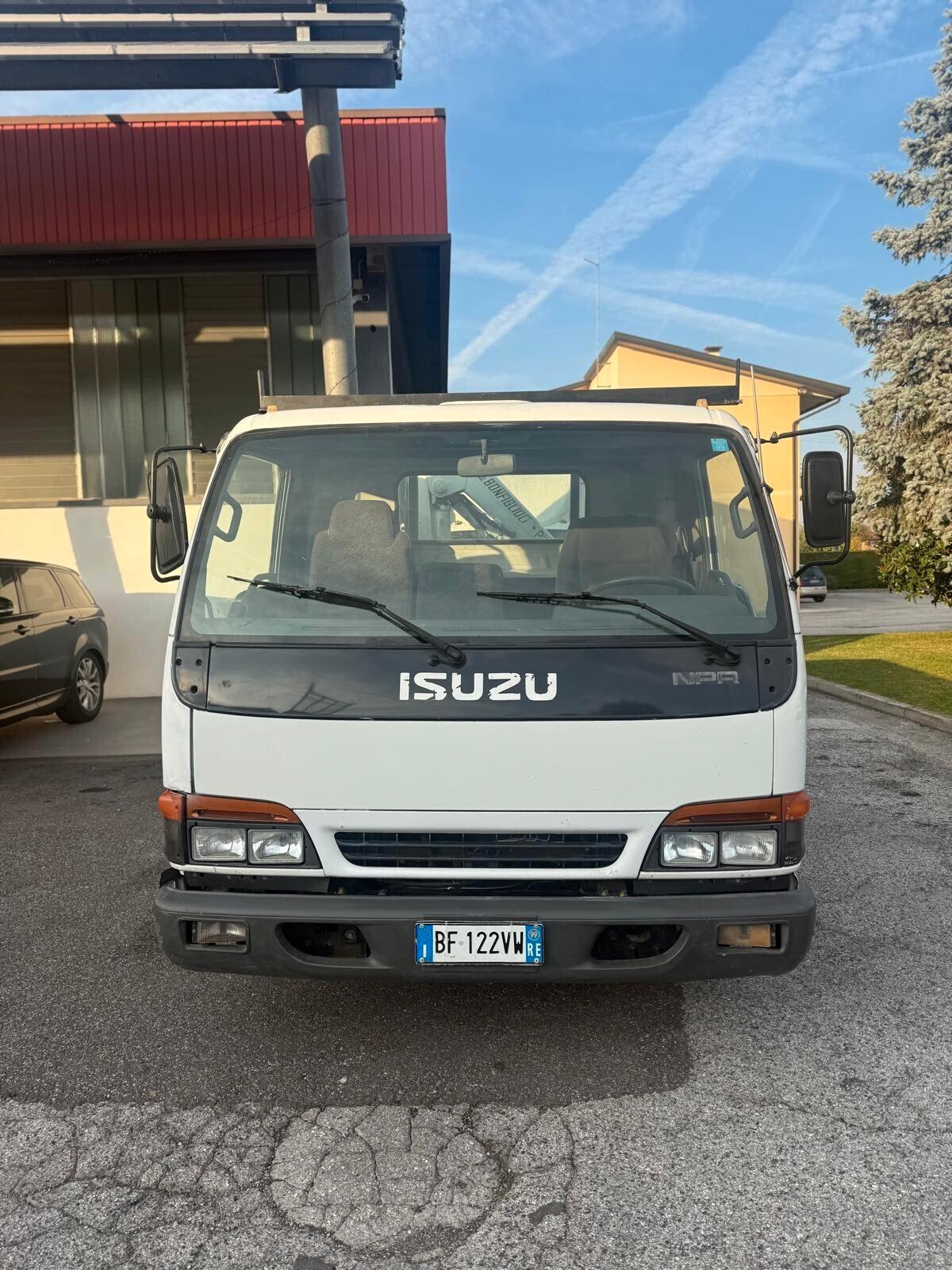 ISUZU NPR69L CON GRU BONFIGLIOLI