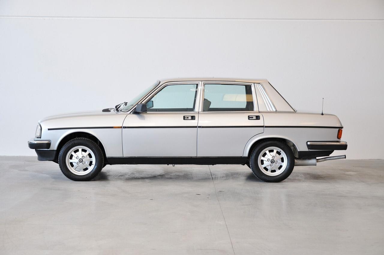 Lancia Beta Trevi 1.6 Berlina ASI CRS