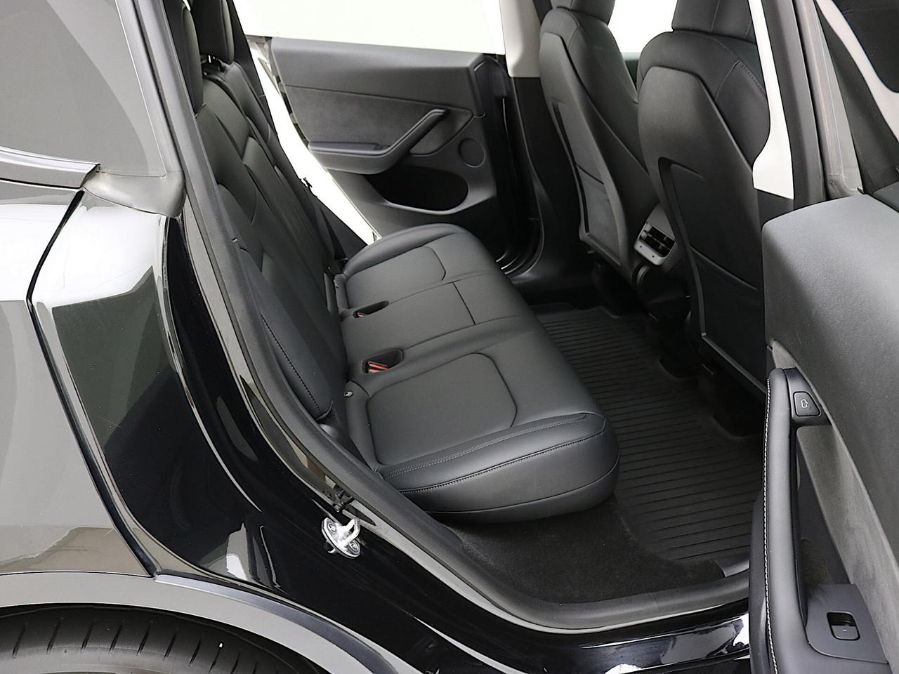 Tesla Model Y Long Range Dual Motor AWD