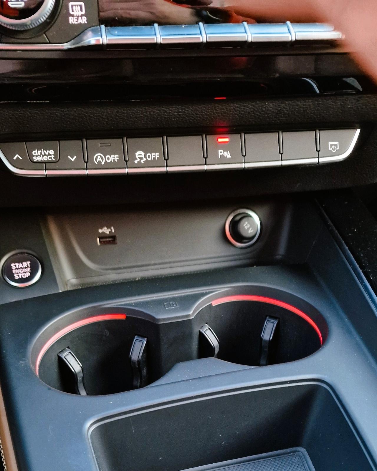 Audi A4 Avant 40 TDI S tronic Business