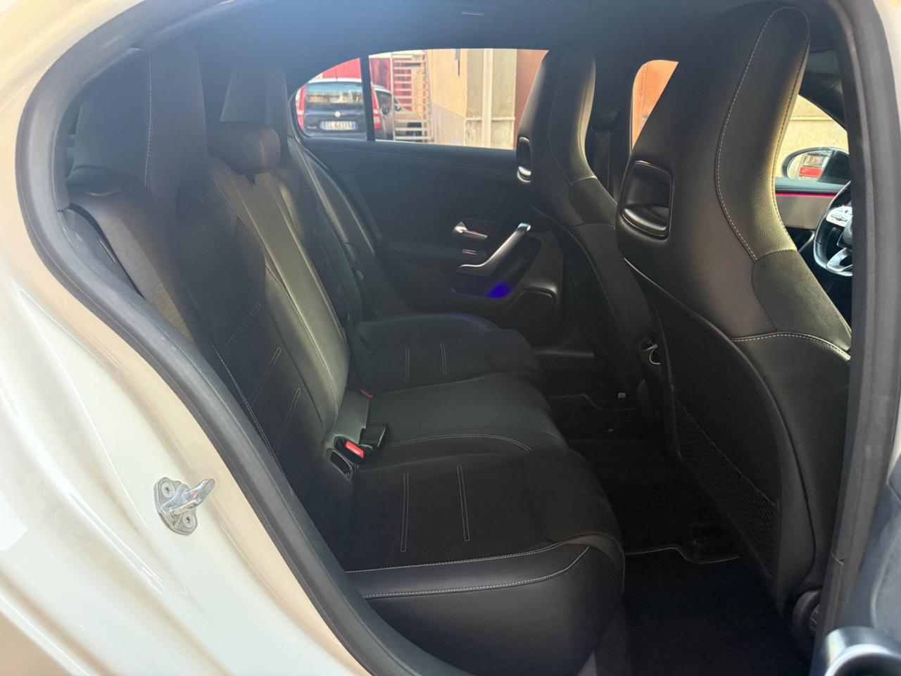 Mercedes-benz A 180 d Automatic Premium night edition