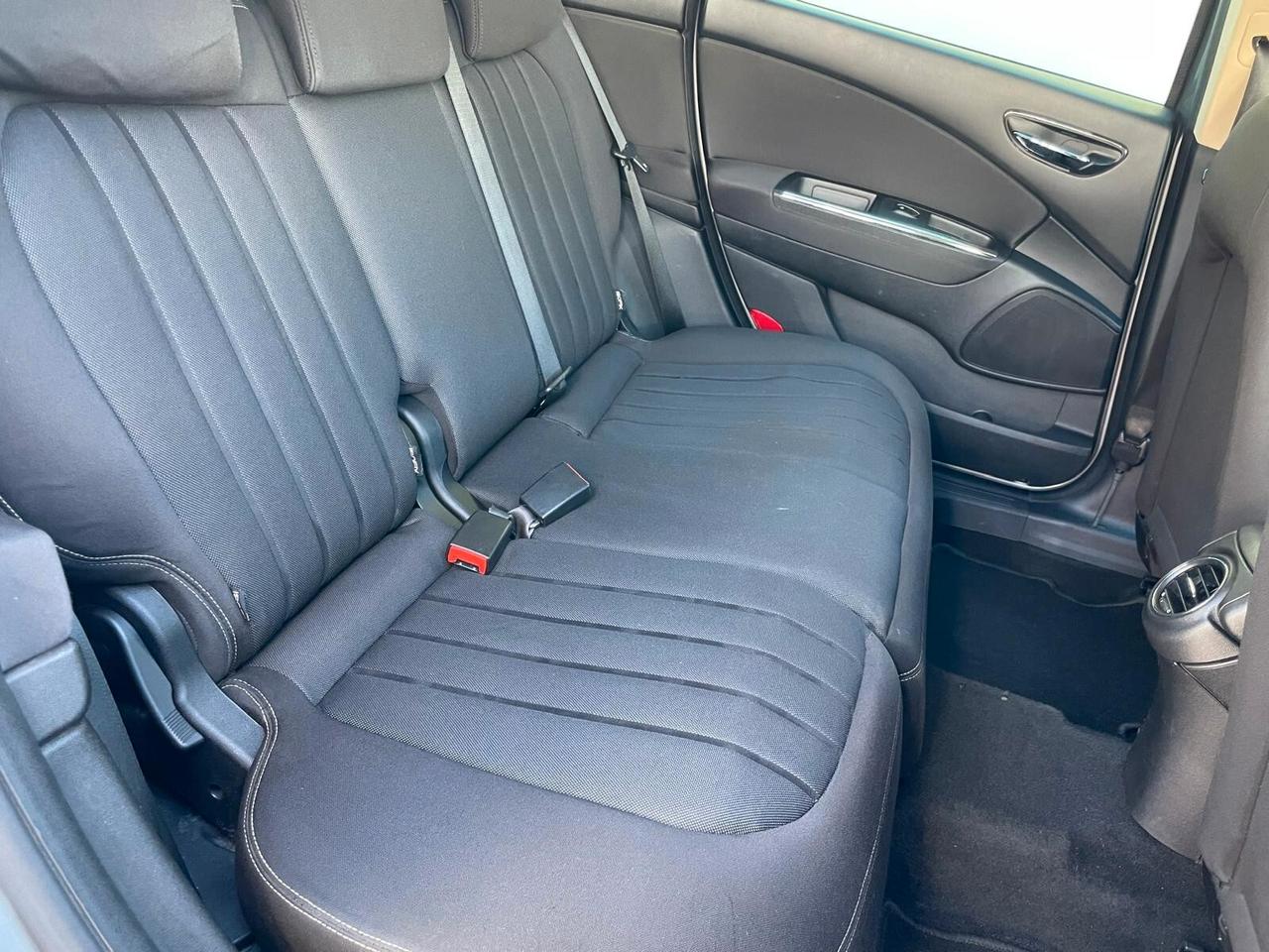 Lancia Delta 1.6 MJT DPF 105 CV Gold