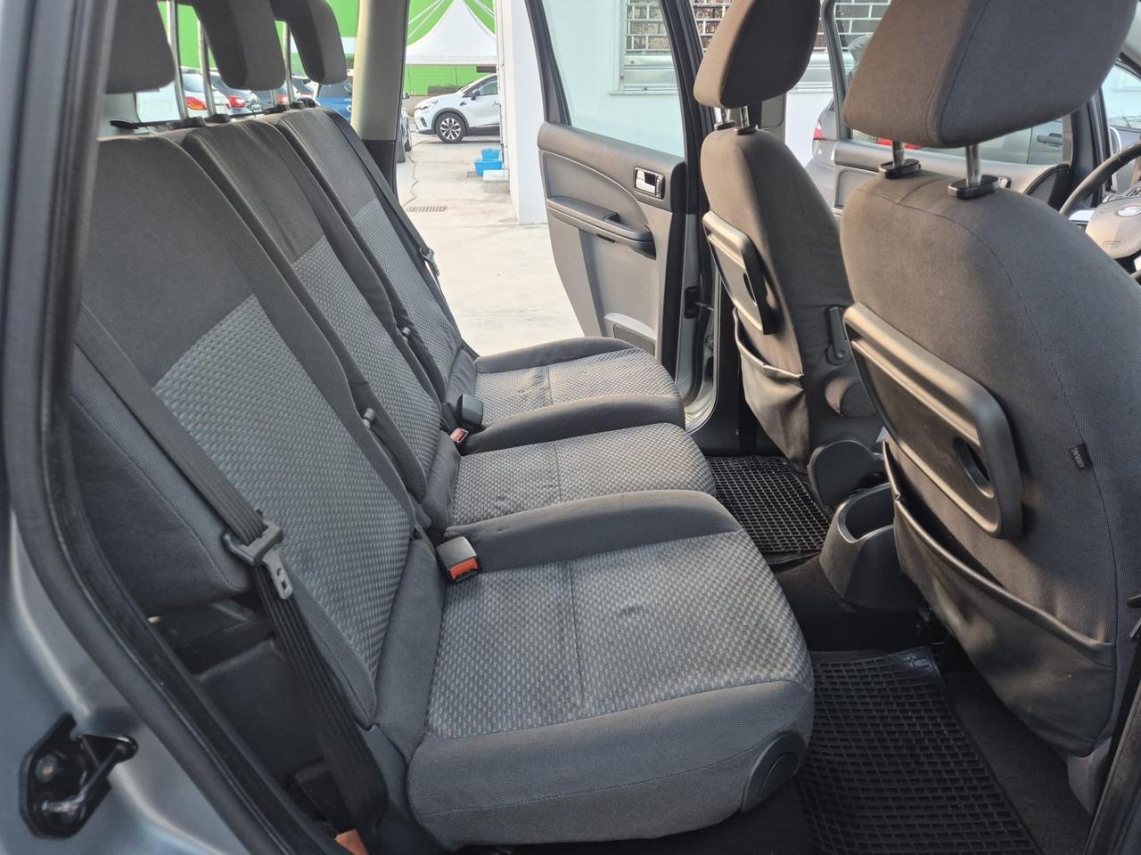 Ford Focus C-Max 1.6 TDCi (110CV)