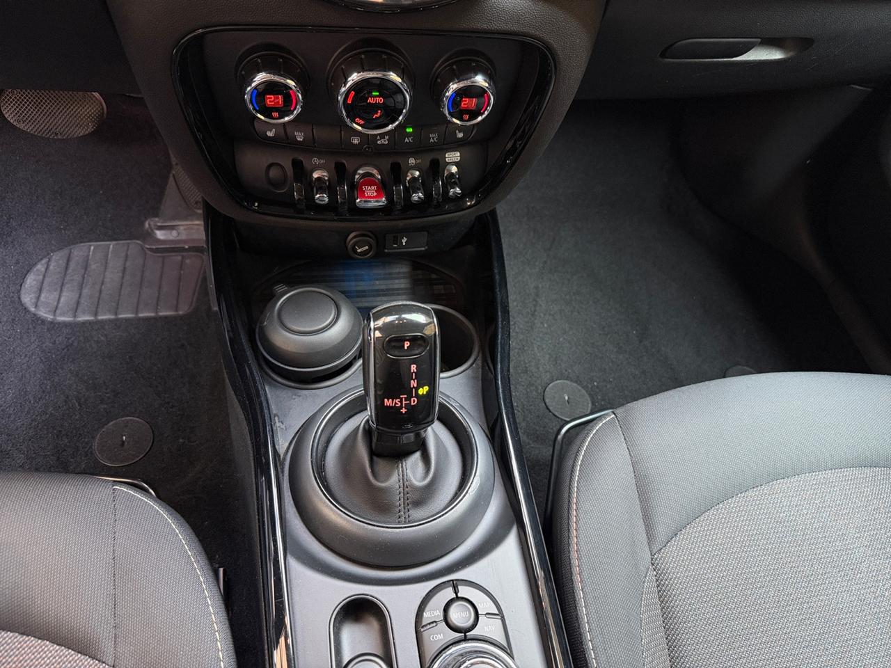 Mini Clubman Cooper Essential 1.5 Twin Power Turbo Aut.