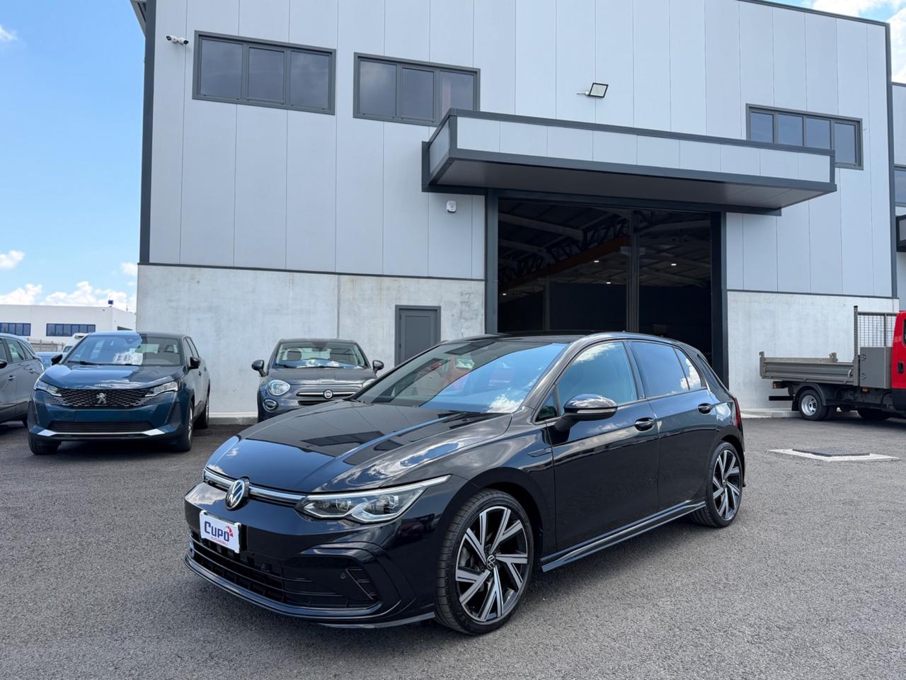 Volkswagen Golf 8 2.0 TDI 150 CV DSG SCR R-Line