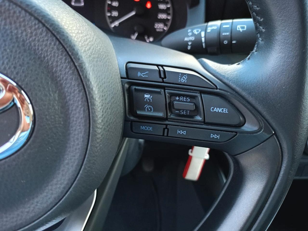 Toyota Yaris 1.0 5 porte Trend
