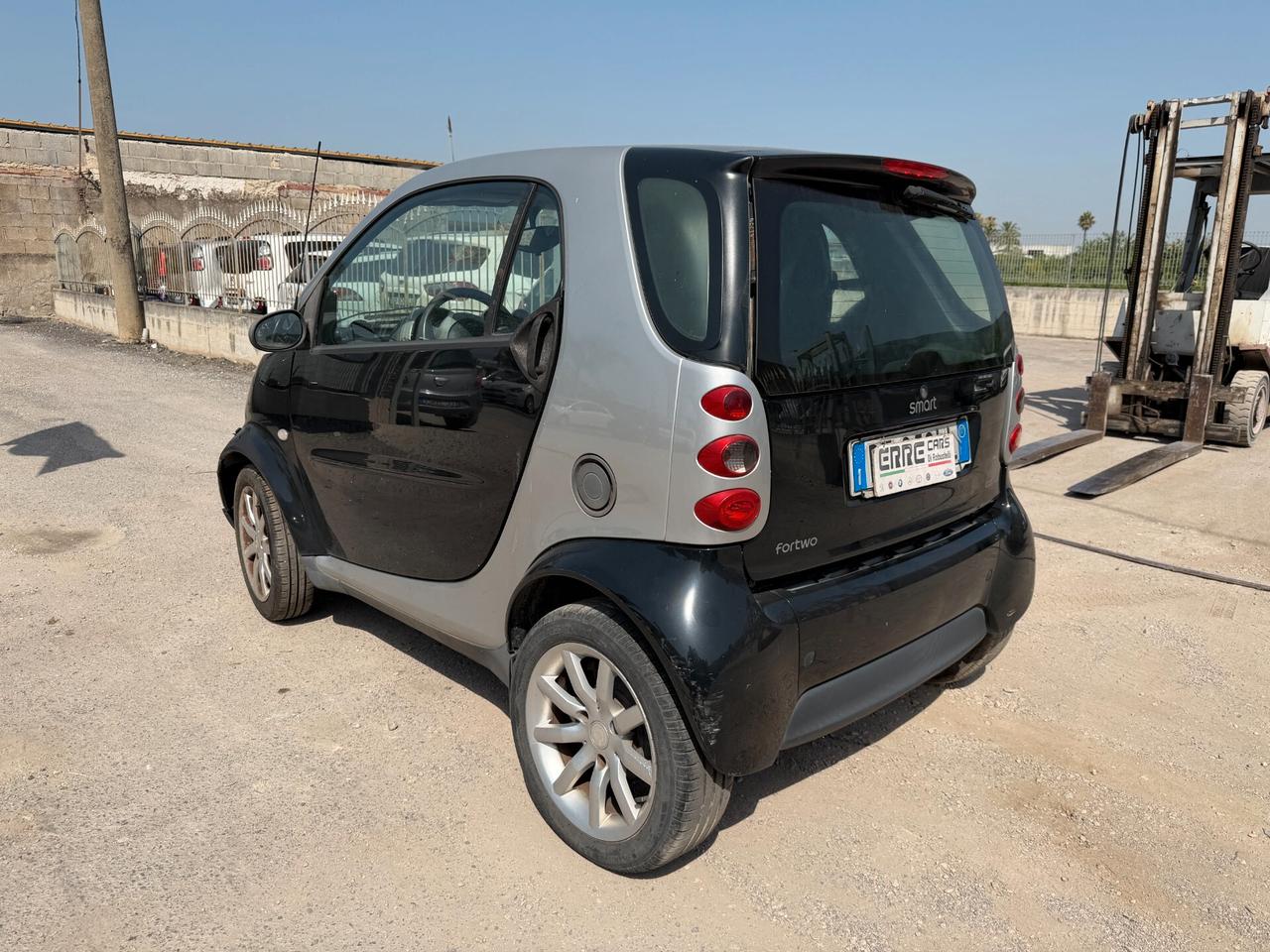 SMART FORTWO 2007 800 DIESEL 41 CV *MOT ROTTO