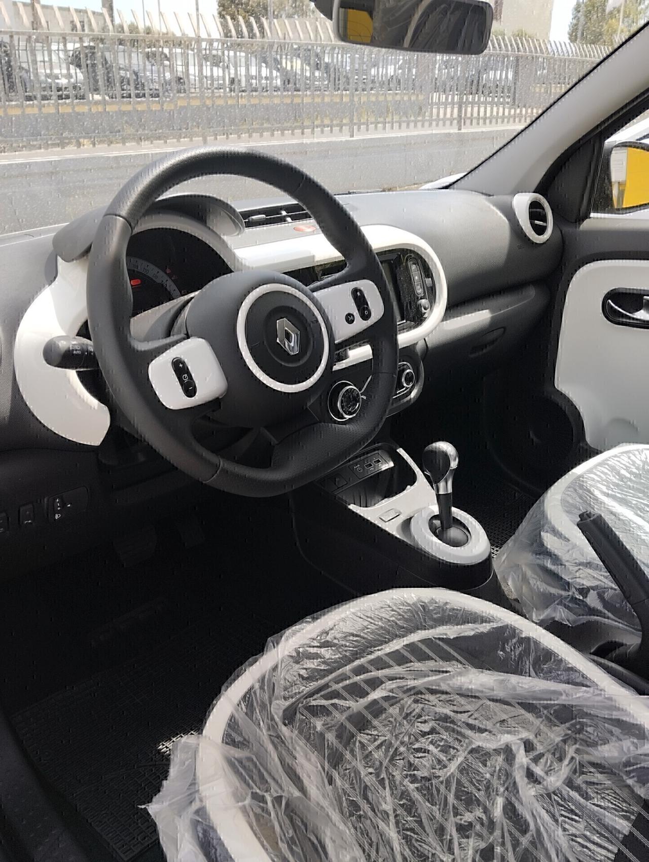 RENAULT New Twingo E-Tech 100% Electric Km0