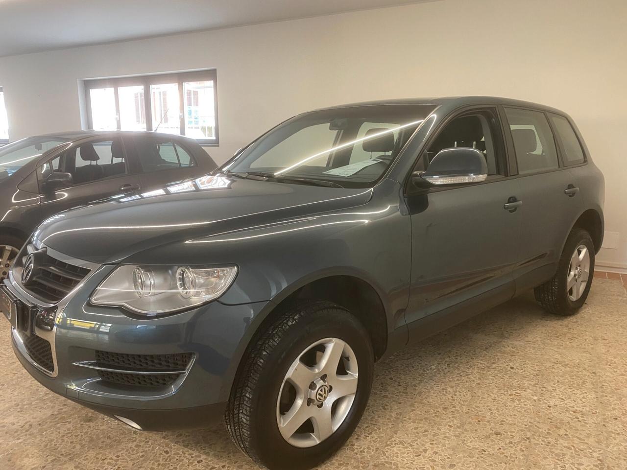 Volkswagen Touareg 2.5 R5 TDI DPF tiptronic Exclusive