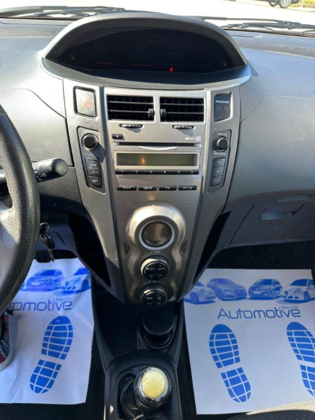 TOYOTA Yaris 1.4 D-4D DPF 5 porte