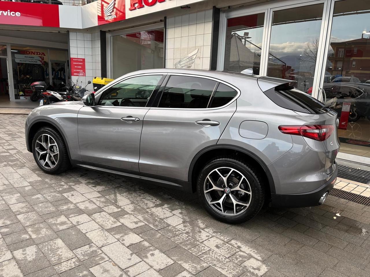 Alfa Romeo Stelvio 2.2 Turbodiesel 210 CV AT8 Q4 Executive