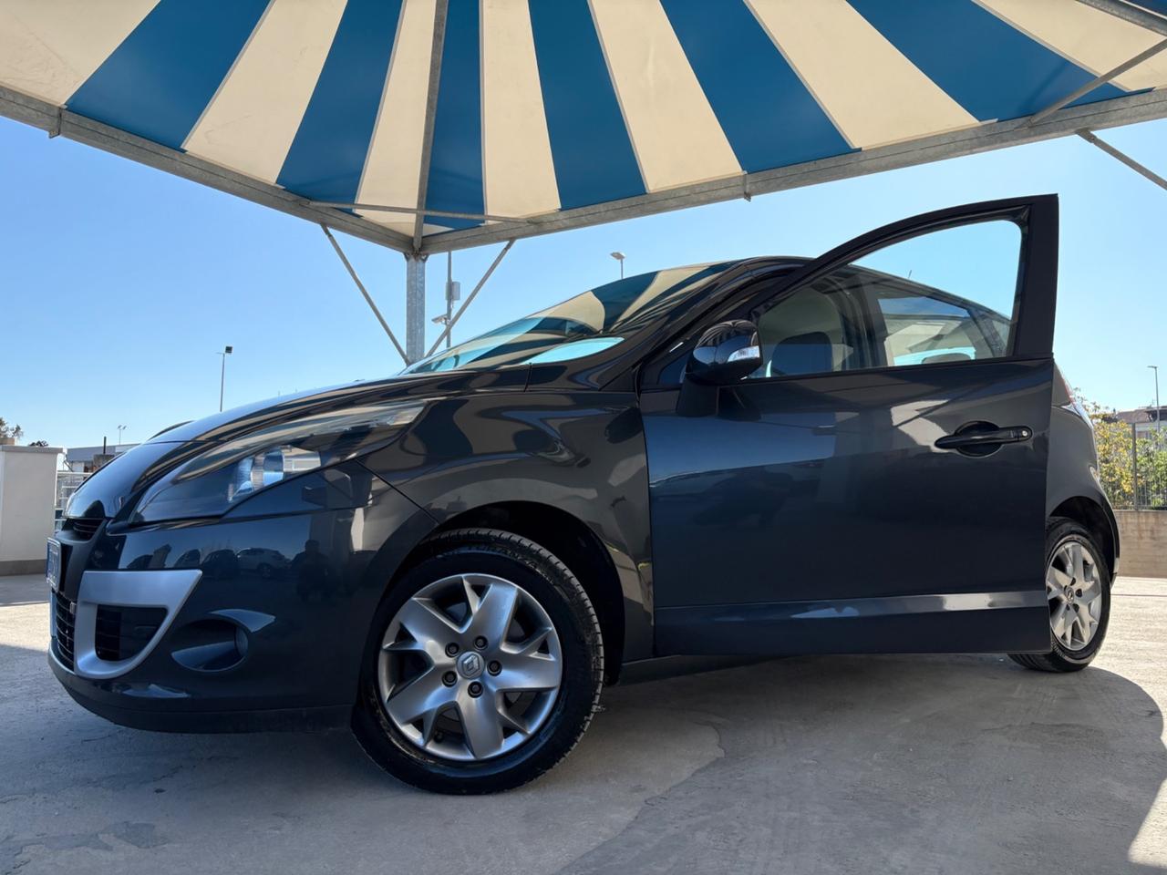 Renault Scenic Scénic X-Mod 1.5 dCi 110CV Luxe