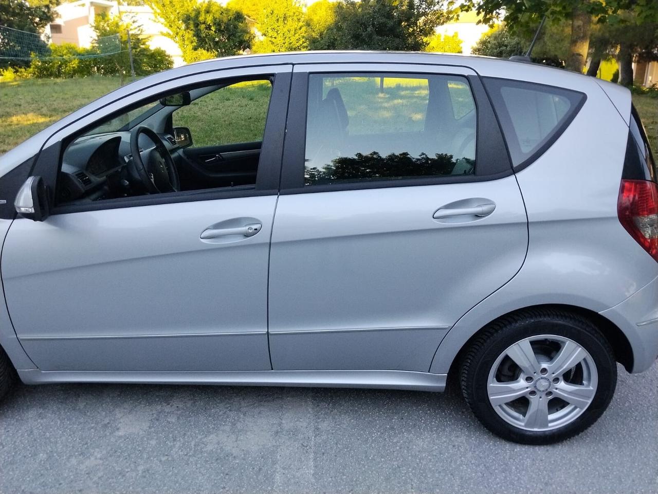 Mercedes-benz A 150 BlueEFFICIENCY Executive