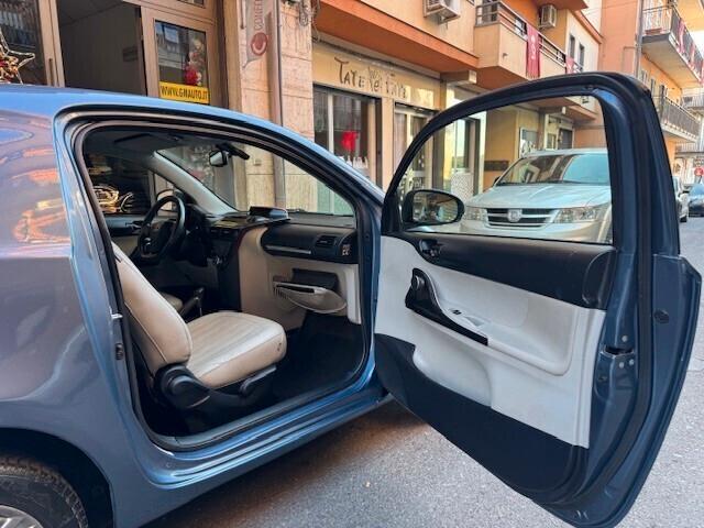 Toyota iQ 1.0 High Collection - Cambio Automatico