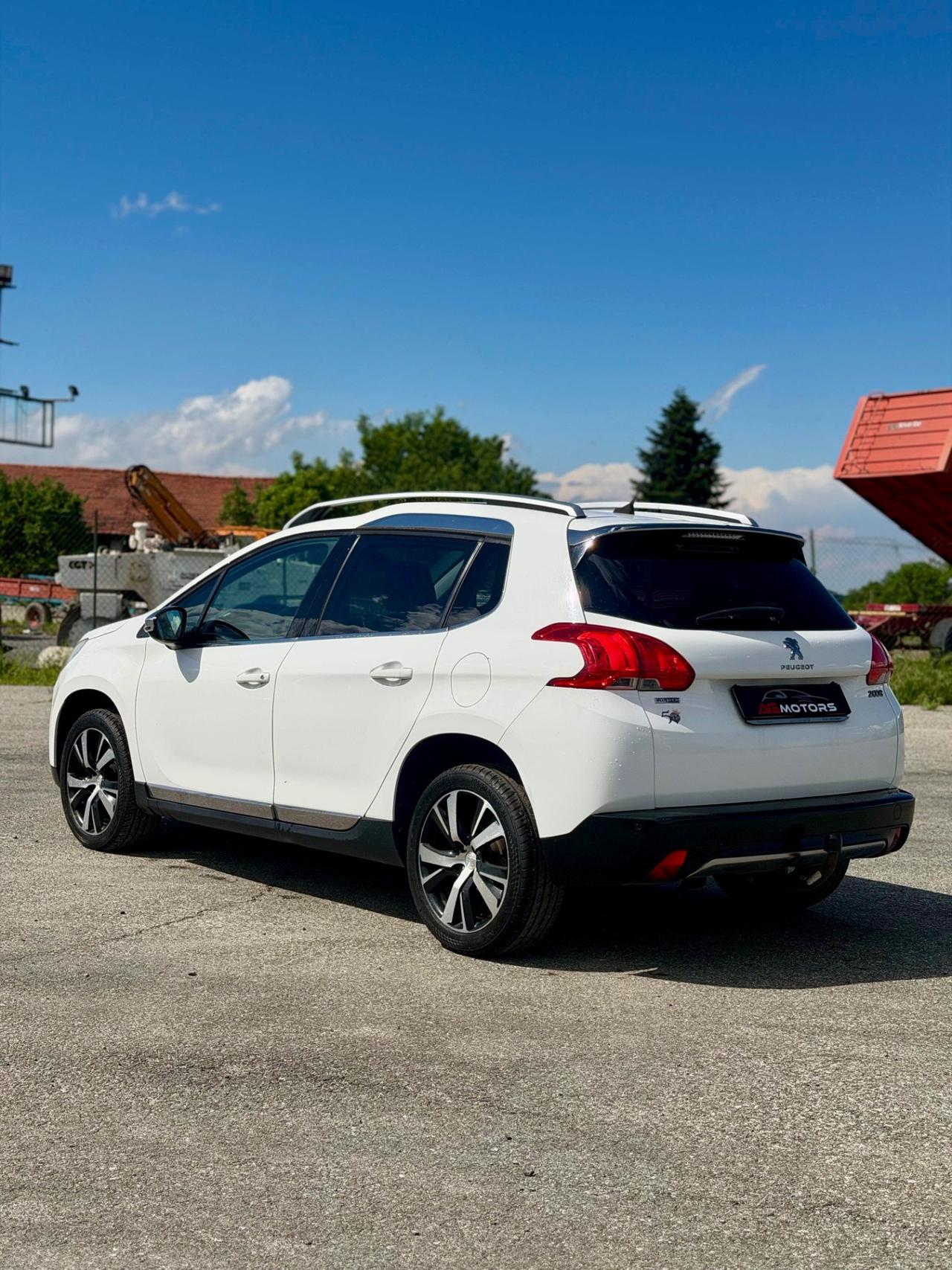 Peugeot 2008 BlueHDi 100 Black Matt