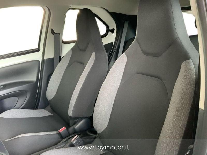 Toyota Aygo X 1.0 VVT-i 72 CV 5 porte Active S-CVT