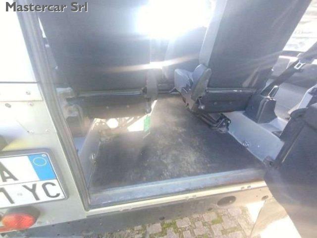 LAND ROVER Defender 90 2.4 td S 122cv - 4 POSTI - A/C clima - ZA461YC