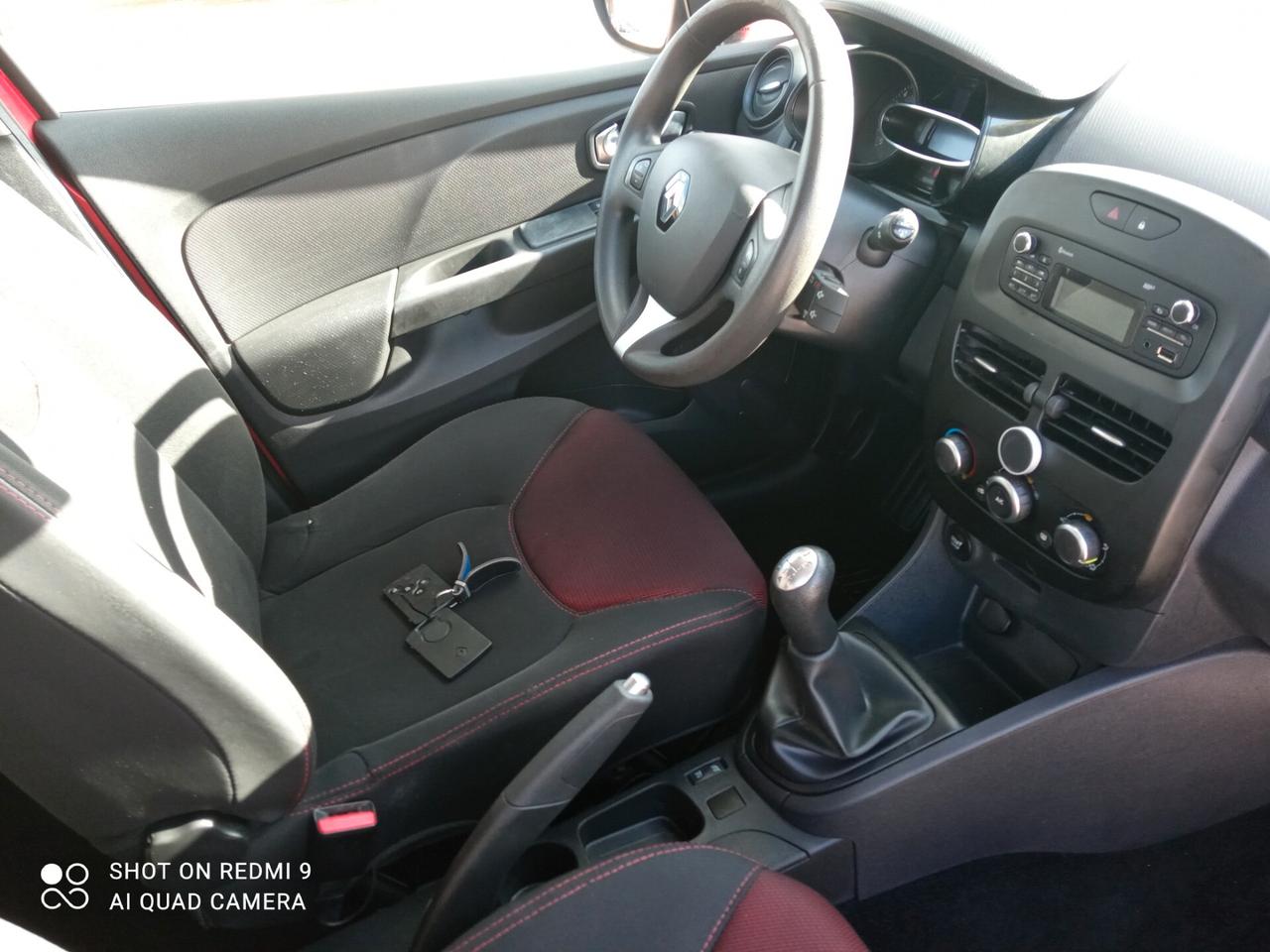 Renault Clio 1.2 75CV 5 porte AUTHENTIC NEOPATENTATI