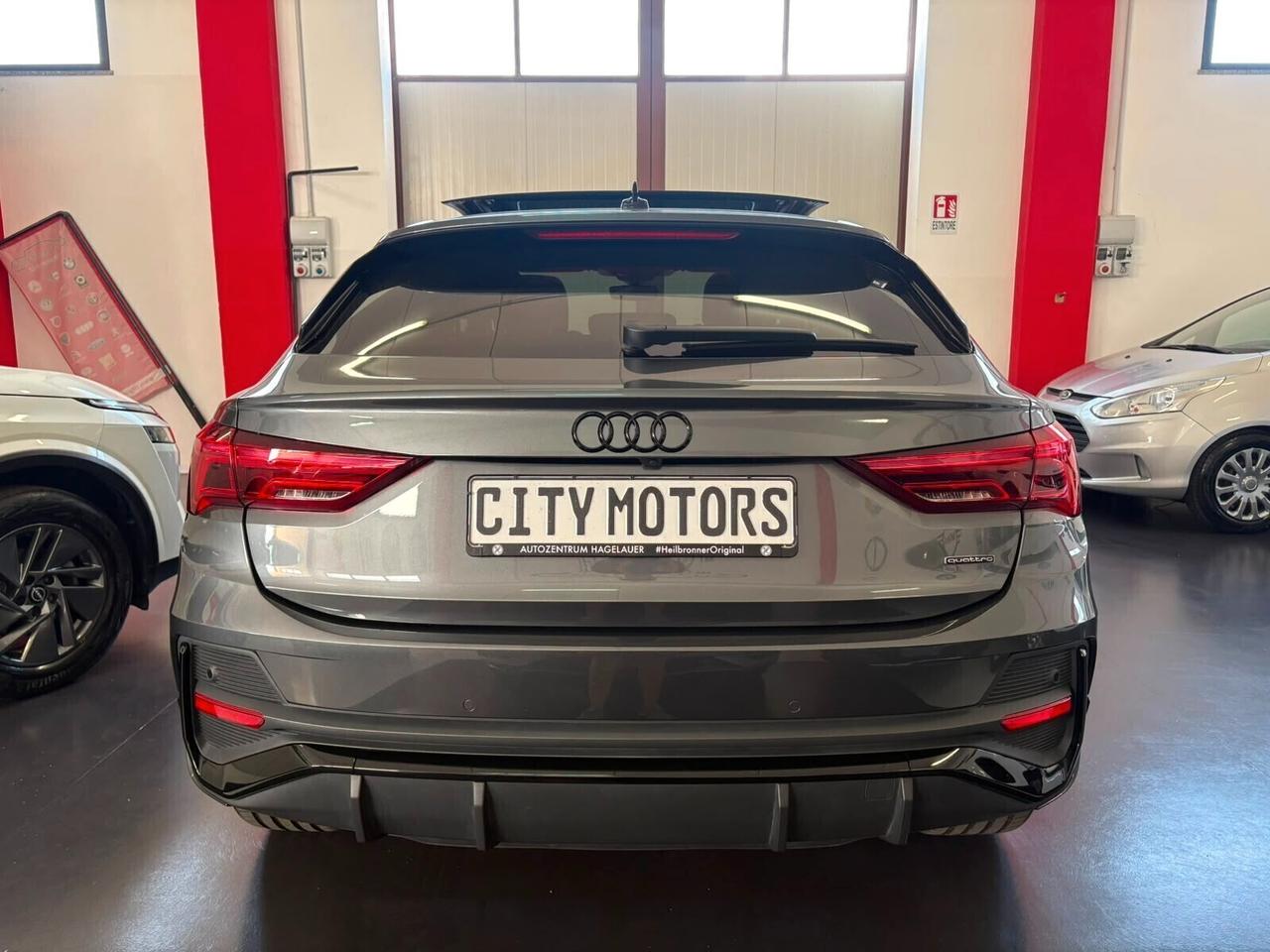 Audi Q3 SPB 40 TDI quattro Identity Black S line Edition