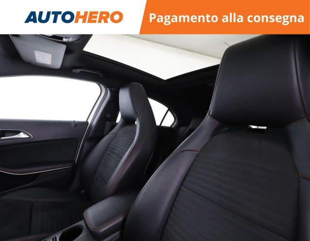 MERCEDES-BENZ A 180 d Automatic Premium