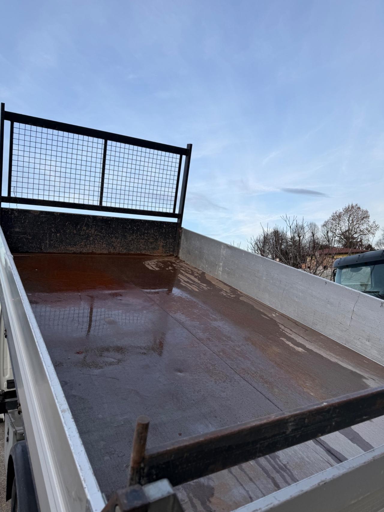 Iveco Daily ribaltabile trilaterale