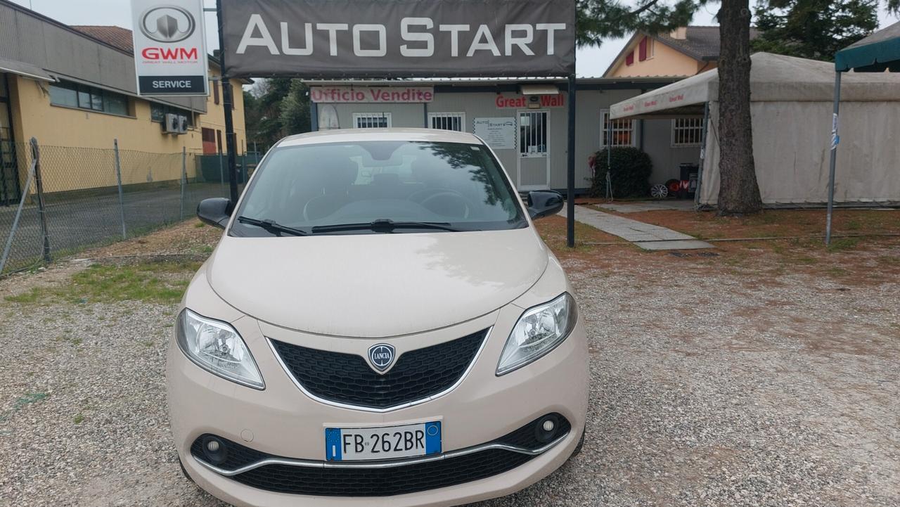 Lancia Ypsilon 1.2 69 CV 5 porte GPL Ecochic Gold