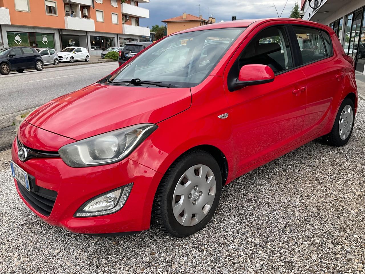 Hyundai i20 1.2 5p. Econext Sound Edition