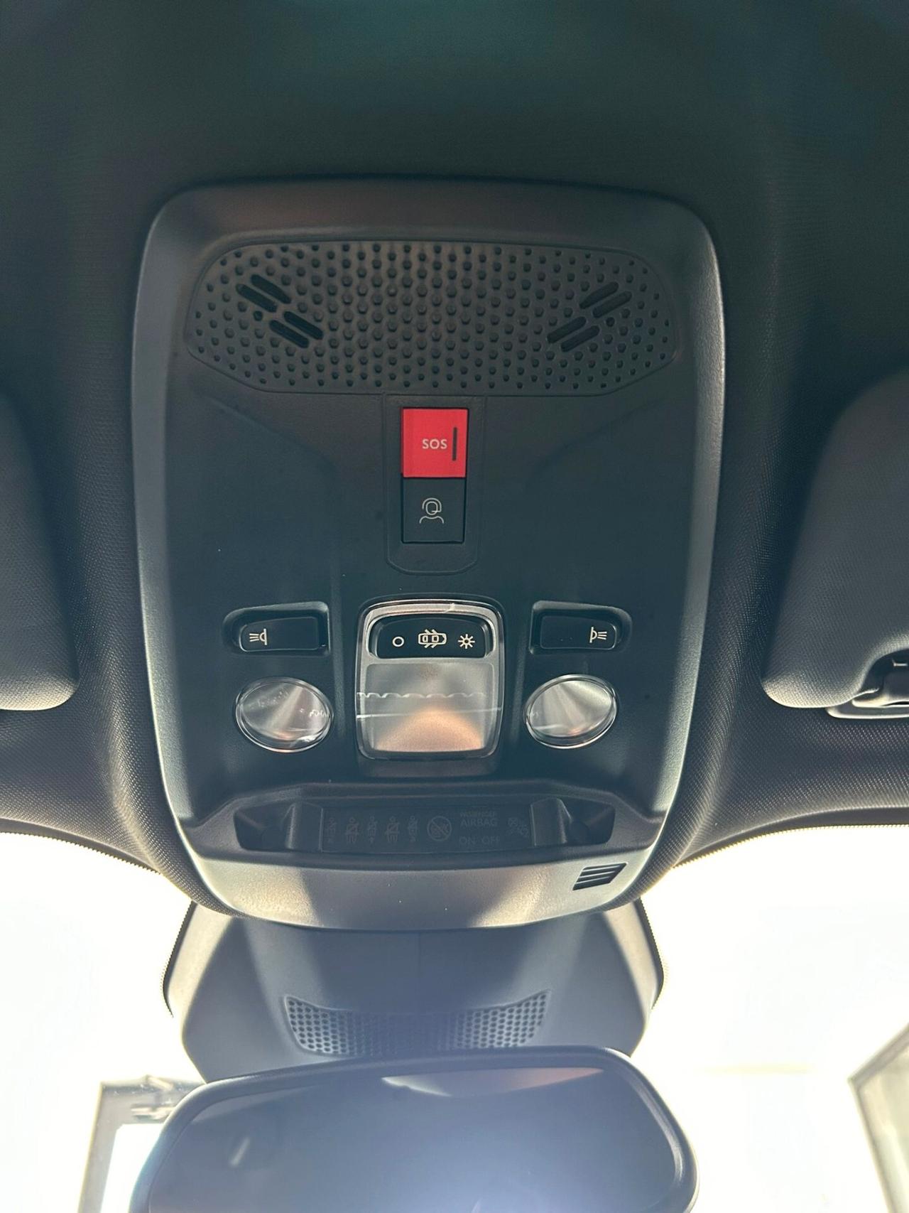 Peugeot 2008 PureTech 1.2 Benzina 100 cv S&S Allure