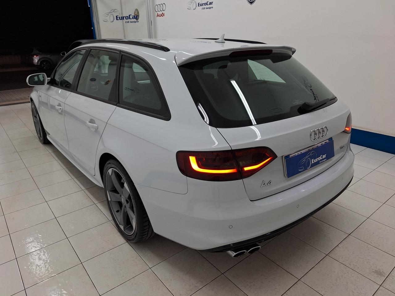 Audi A4 Avant 2.0 TDI 150cv Multitronic S-line