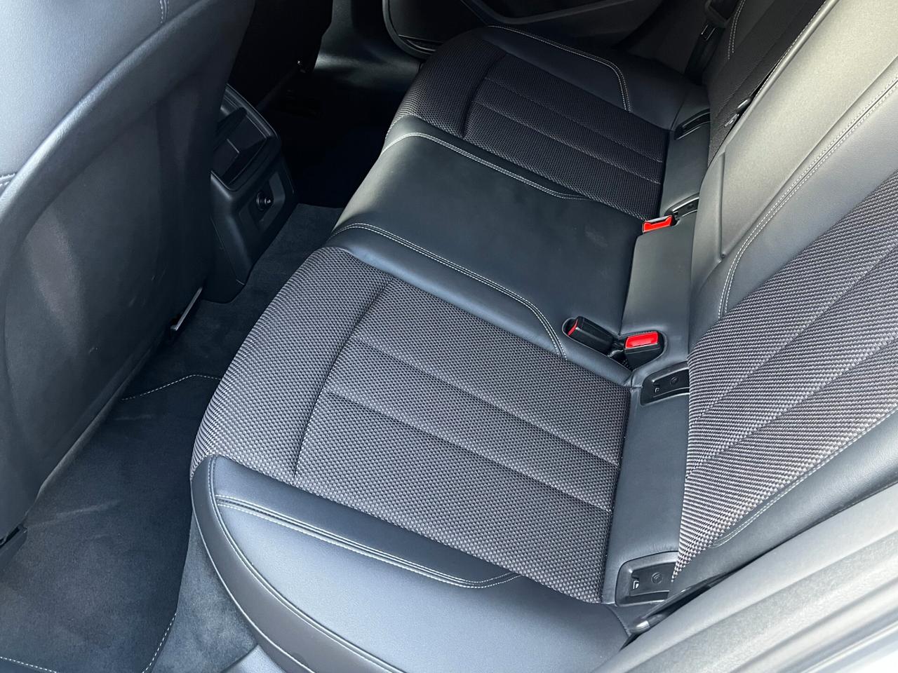 Audi A4 Avant 40 TDI quattro S tronic