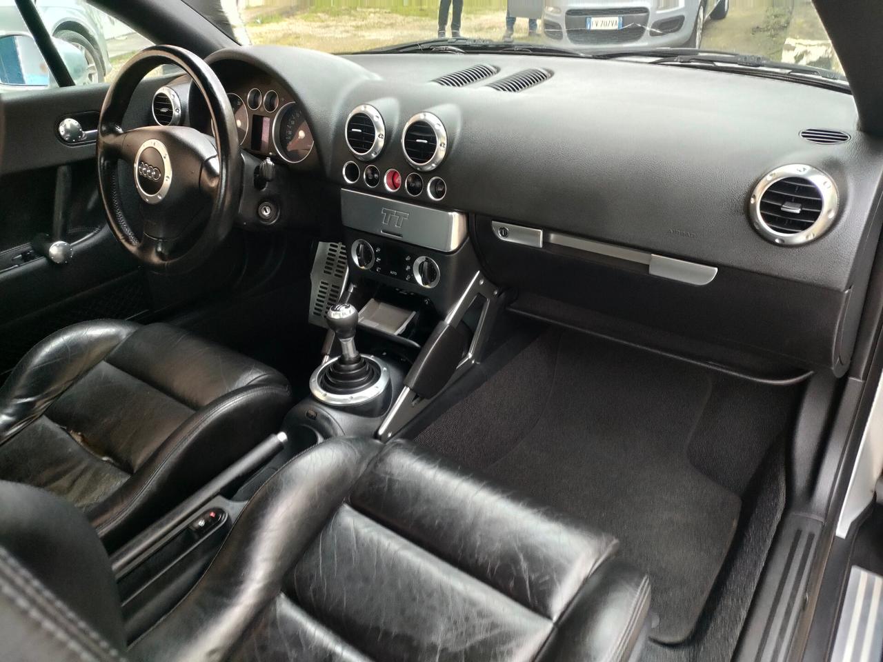 Audi TT Coupé 1.8 T 20V 180 CV