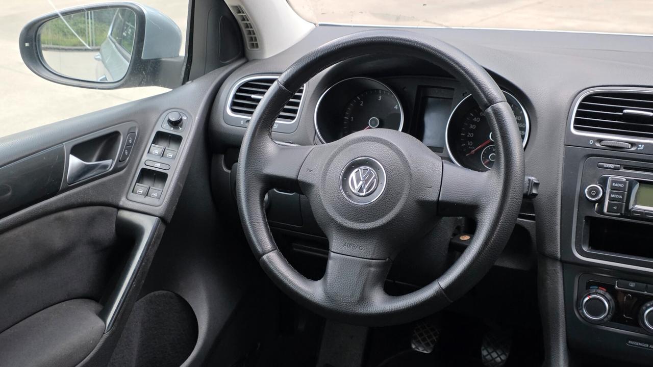 Volkswagen Golf 1.6 TDI DPF 3p. Highline
