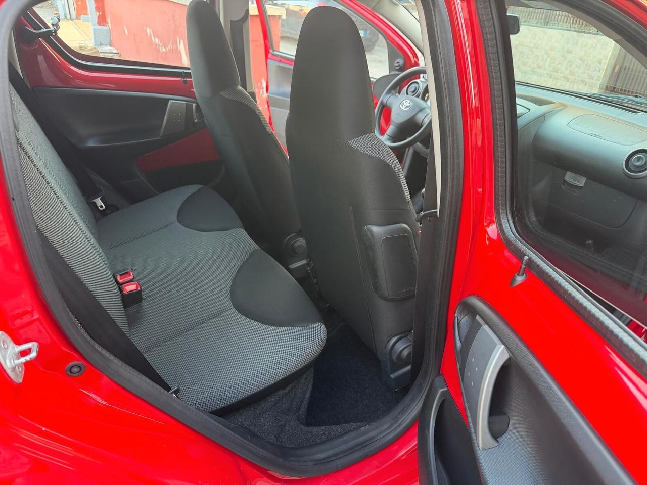 Toyota Aygo 1.0 12V VVT-i 5 porte Edition