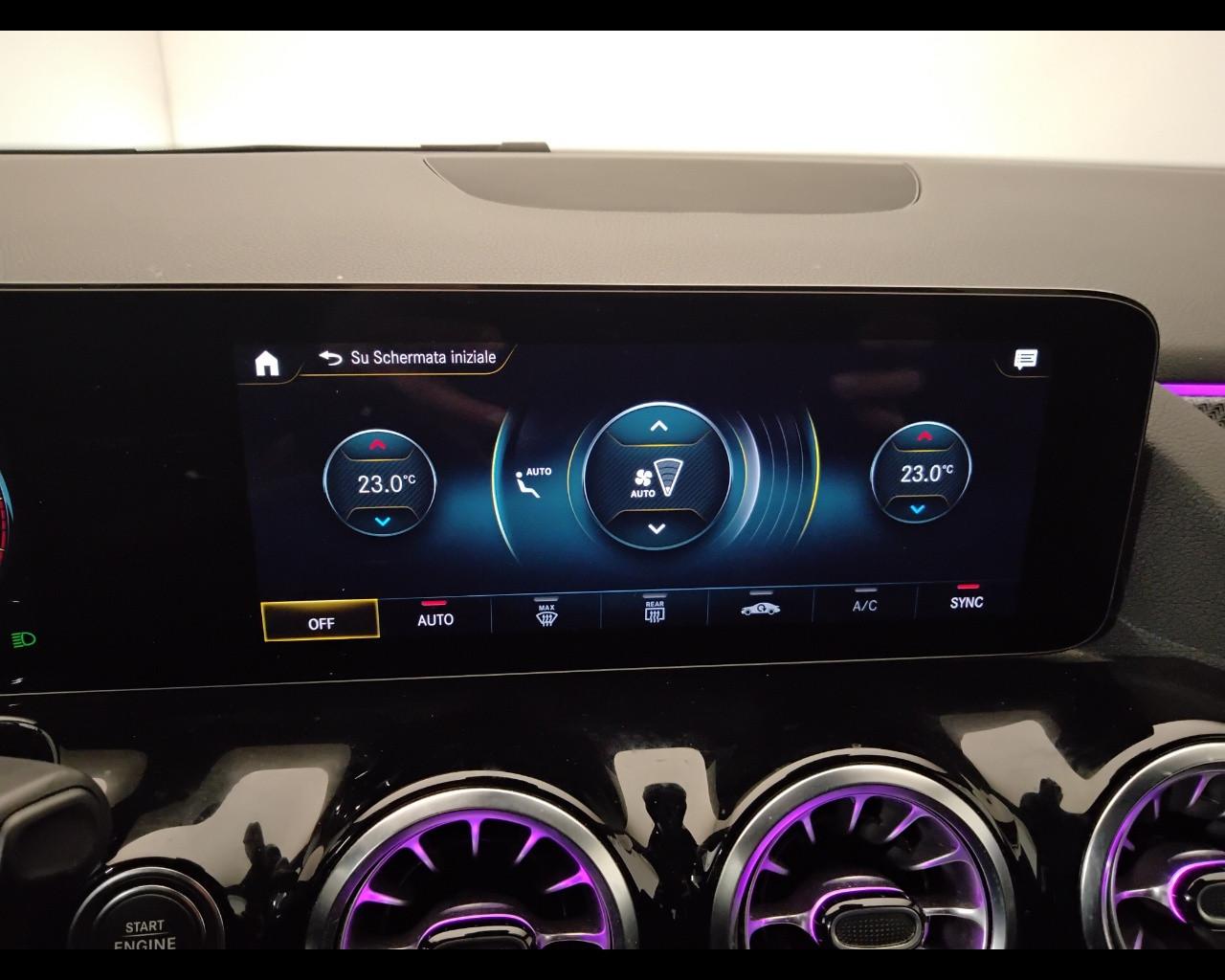 Mercedes-Benz GLA-H247 2020 - GLA 200 d Premium auto